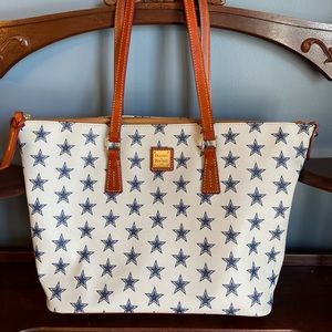 Dooney & Bourke Dallas Cowboys Large Tote. Like New